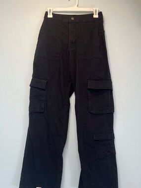 Hollister Women’s Black Cargo Pants